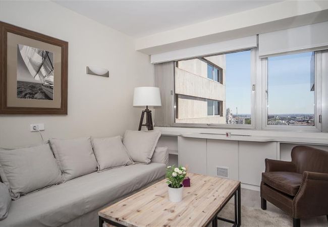 Apartamento en Madrid - Deluxe Apartment Colon Suites I 