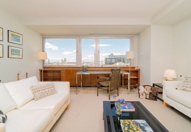  in Madrid - Deluxe Apartment Colon Suites IV