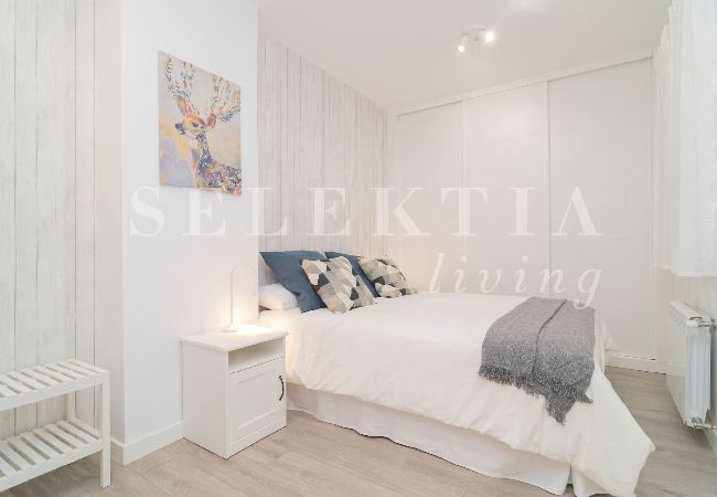 Apartment in Madrid - Deluxe Apartment Castellana Suites II