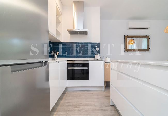 Apartment in Madrid - Deluxe Apartment Castellana Suites II Apartment in Madrid - Deluxe Apartment Castellana Suites II