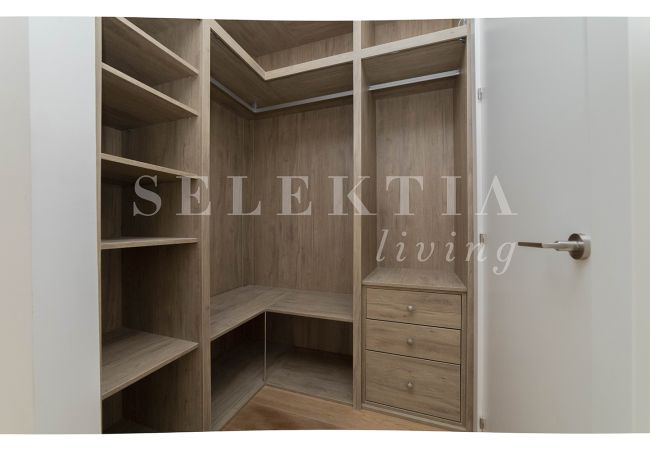 Apartment in Madrid - Deluxe Apartment Velazquez Suites V