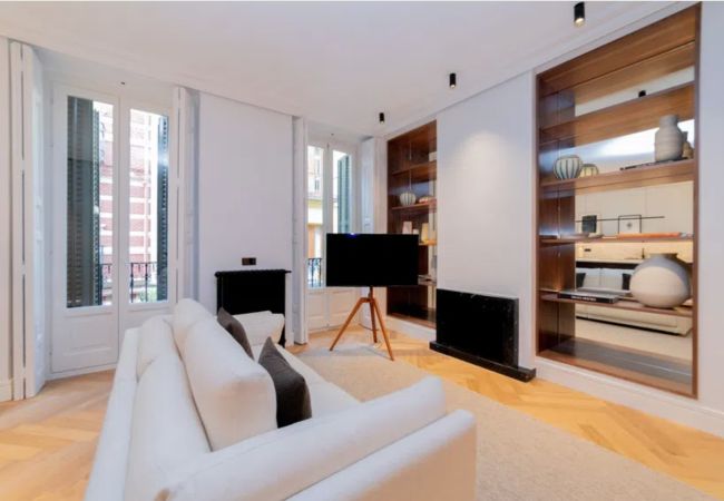 Apartment in Madrid - Madrid Centro Huertas Suites I