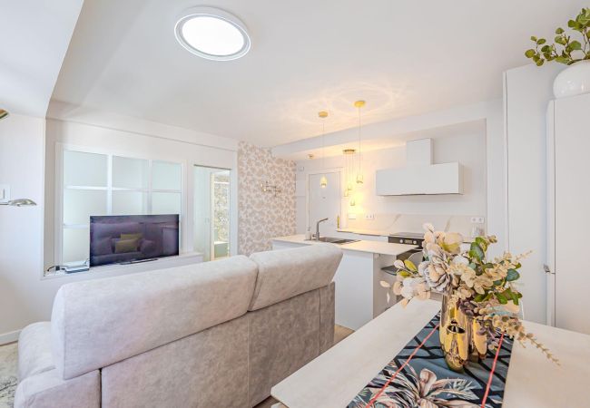 Apartment in Madrid - Deluxe Apartment Colon Suites V Apartment in Madrid - Deluxe Apartment Colon Suites V