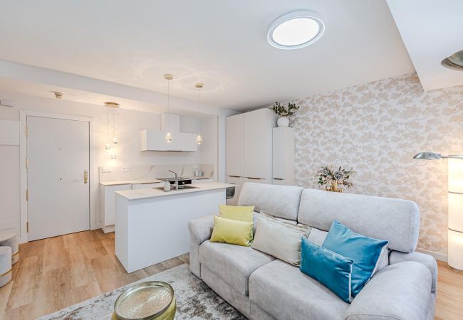 Apartment in Madrid - Deluxe Apartment Colon Suites V Apartment in Madrid - Deluxe Apartment Colon Suites V