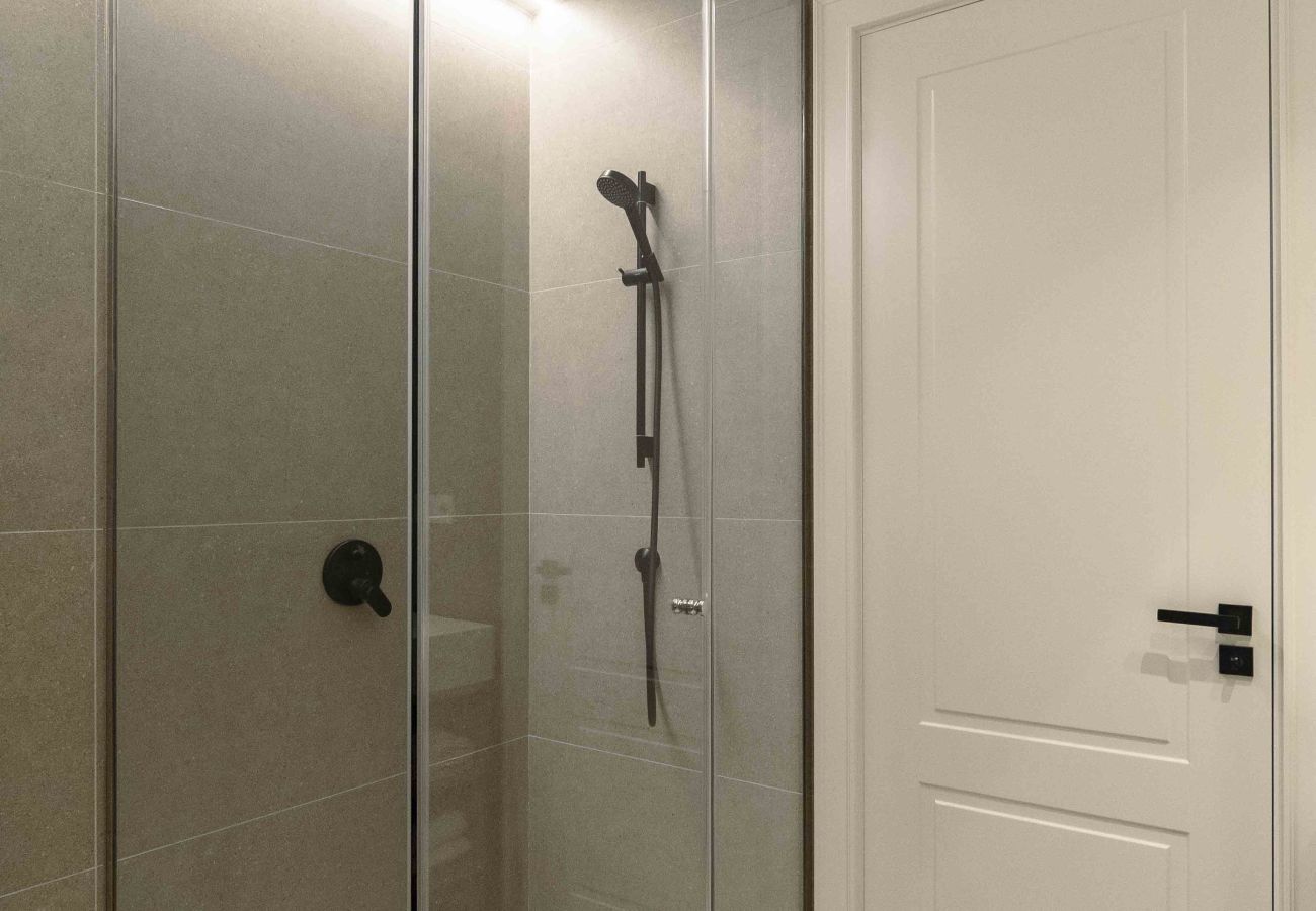 Apartment in Madrid - Deluxe Apartment Padilla Suites I