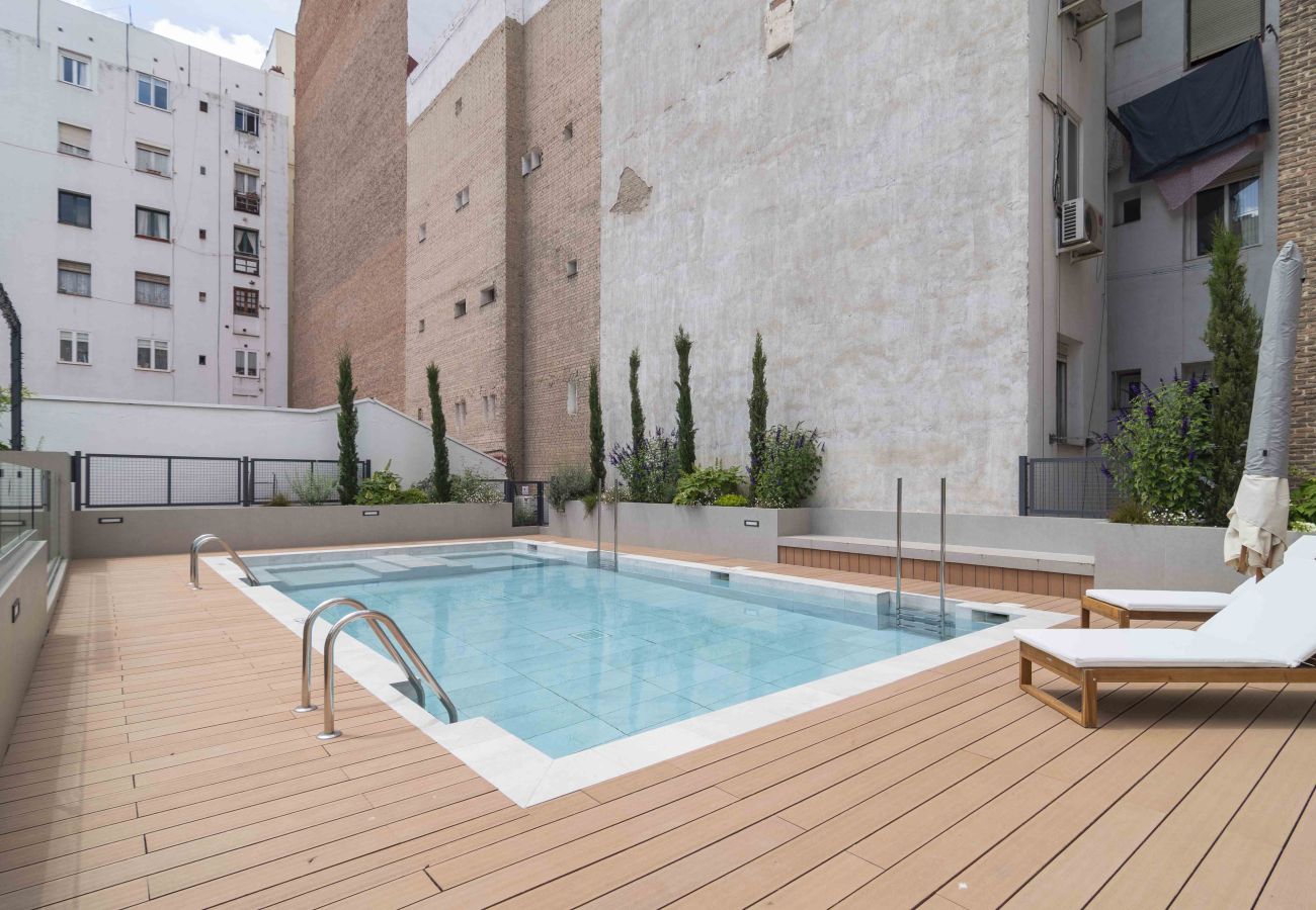 Apartment in Madrid - Deluxe Apartment Padilla Suites I