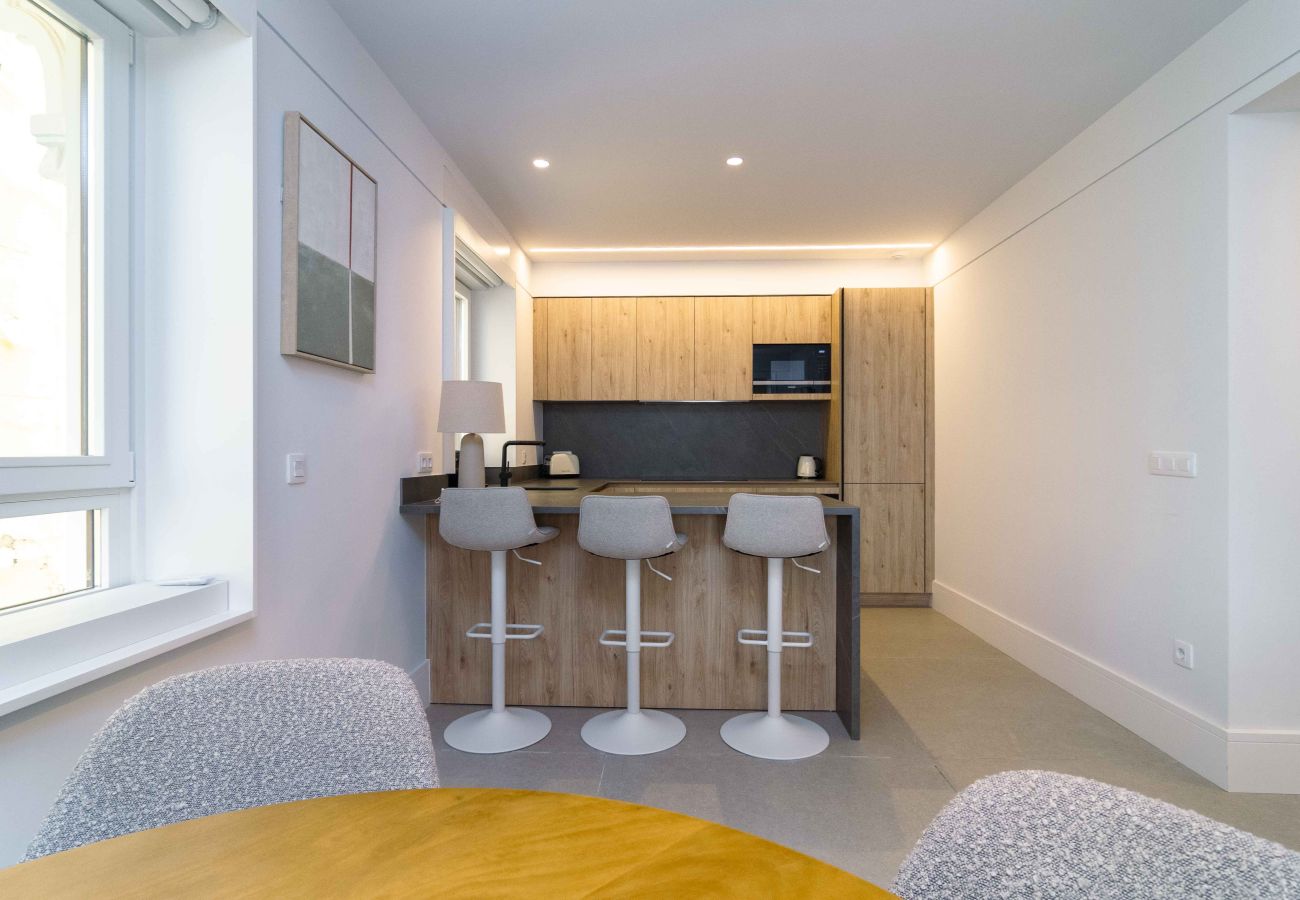 Apartment in Madrid - Deluxe Apartment Padilla Suites I