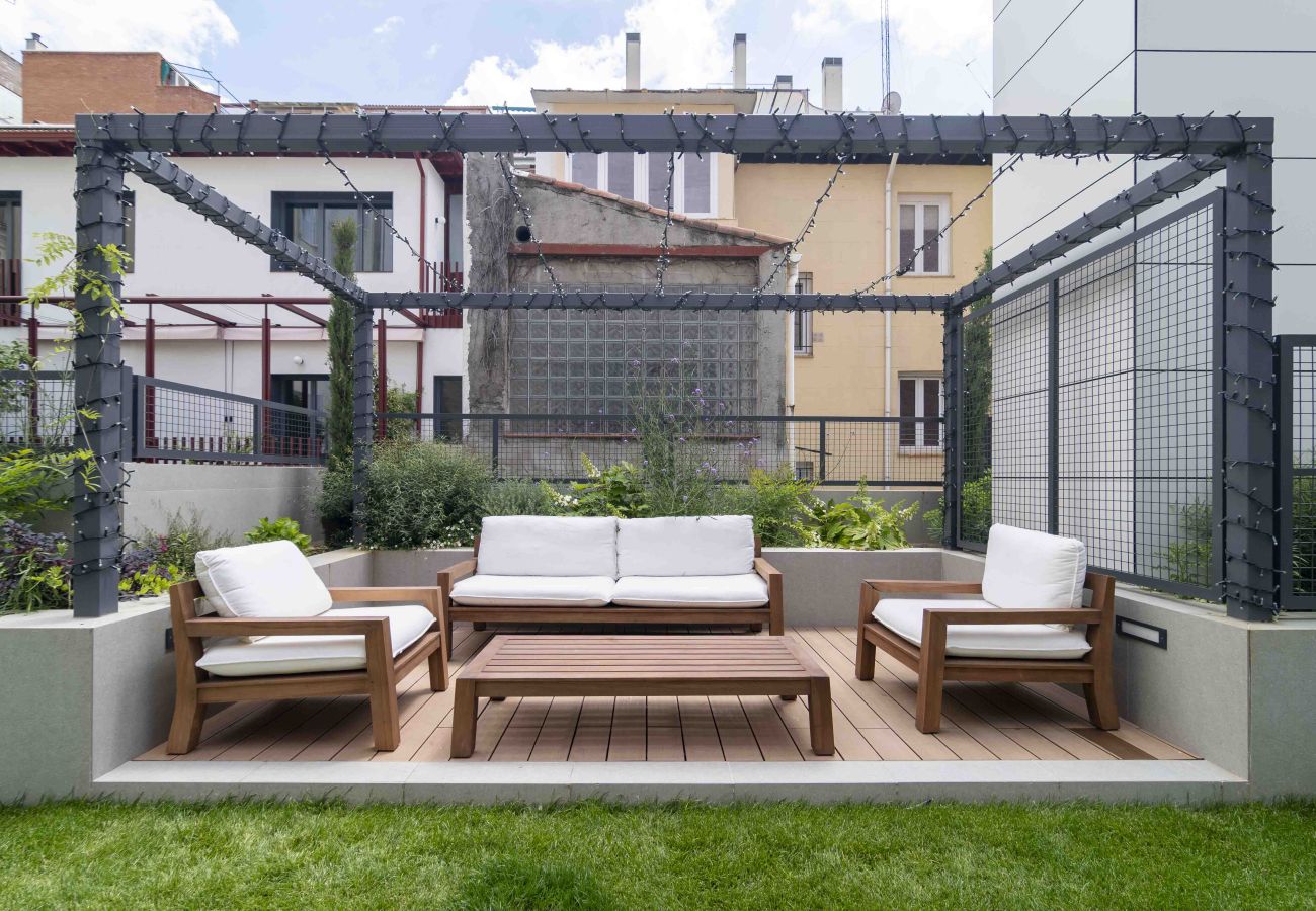 Apartment in Madrid - Deluxe Apartment Padilla Suites I