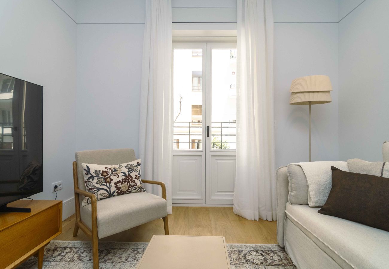 Apartment in Madrid - Deluxe Apartment Padilla Suites I
