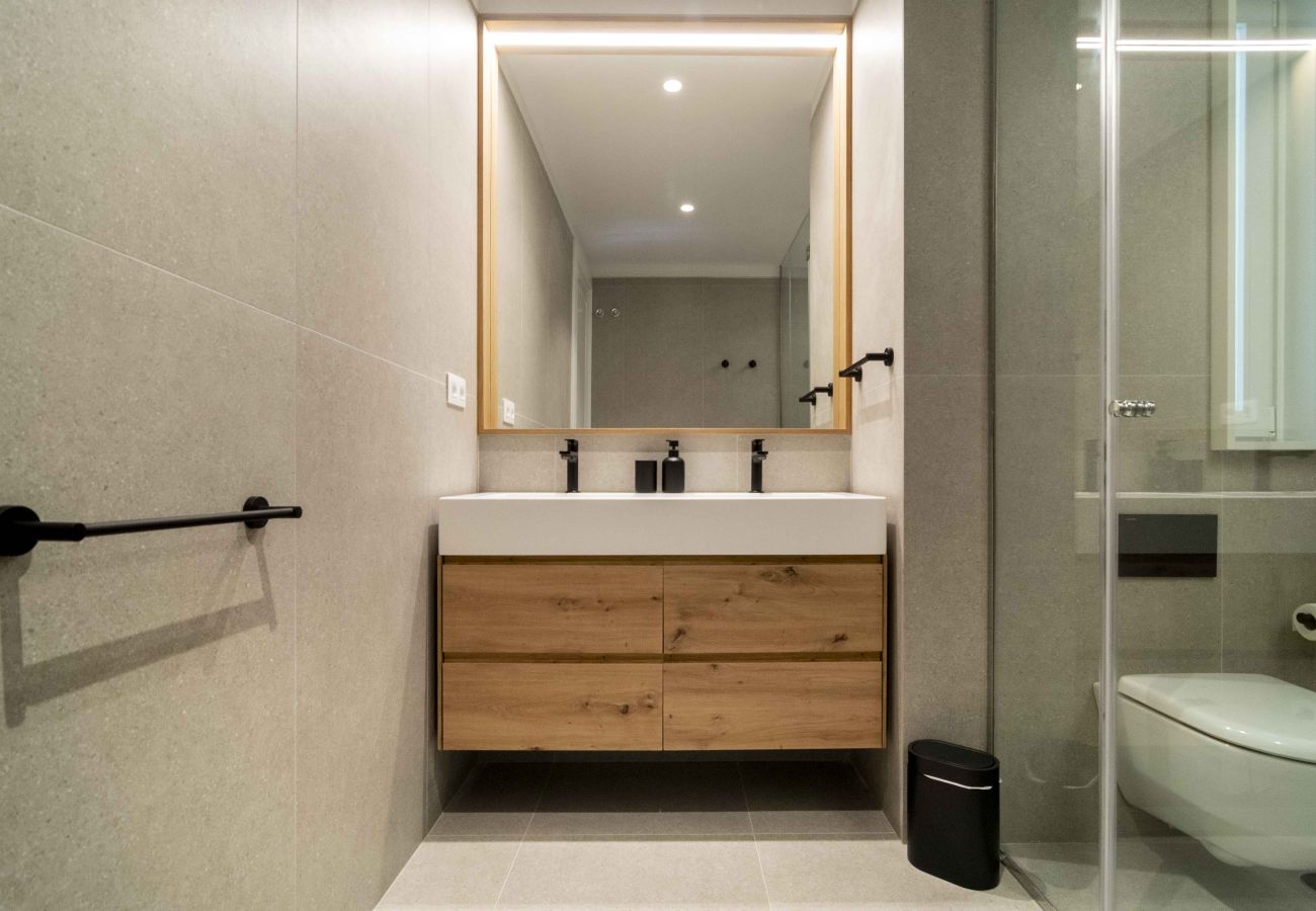Apartment in Madrid - Deluxe Apartment Padilla Suites II