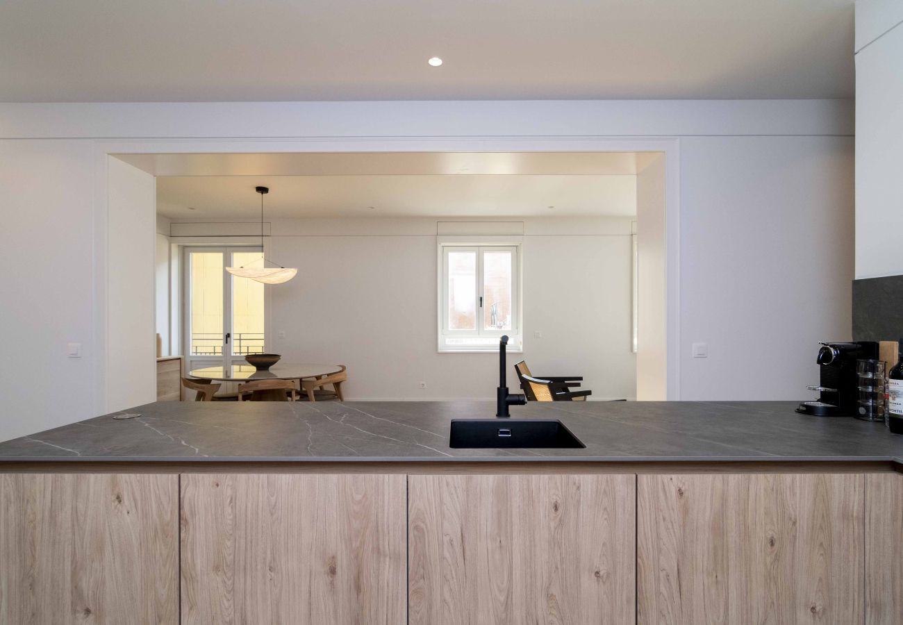 Apartment in Madrid - Deluxe Apartment Padilla Suites II