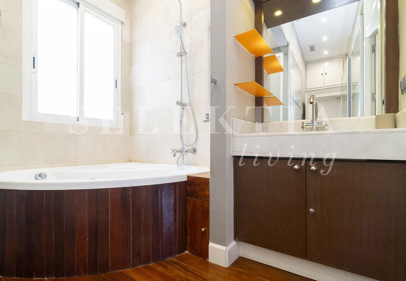 Apartment in Madrid - Chamberi Bordiu Suites I